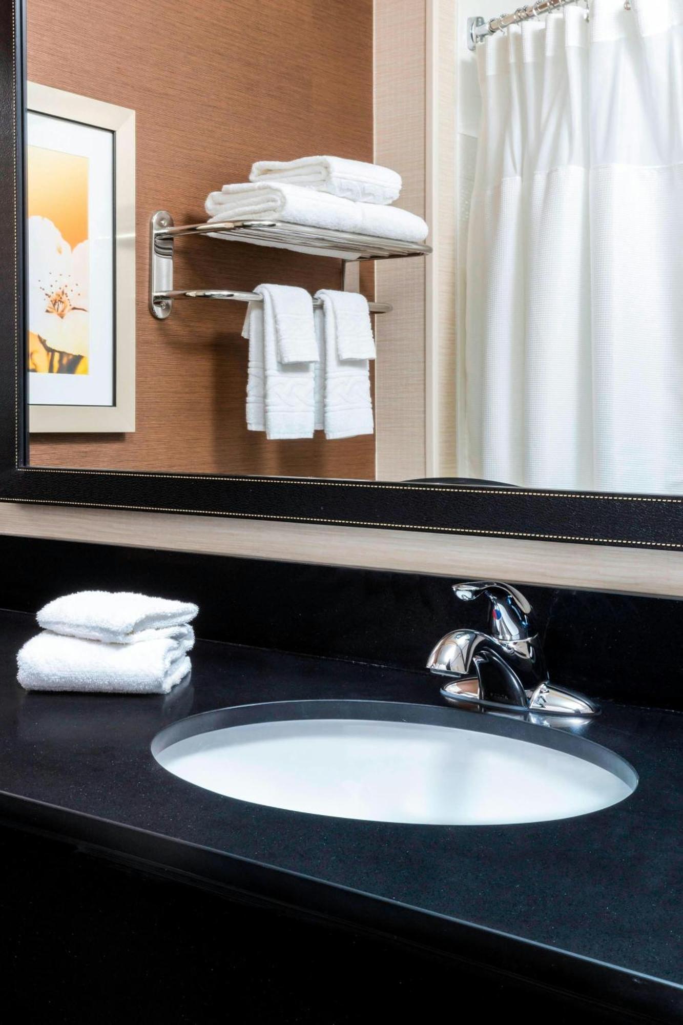 Fairfield Inn & Suites Kansas City Lee'S Summit Eksteriør bilde